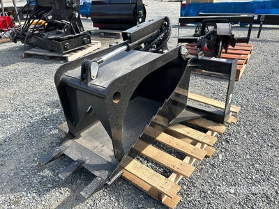 2026 GIYI GY-SGB45 21 in Skid Steer Grapple Bucket (Unused)