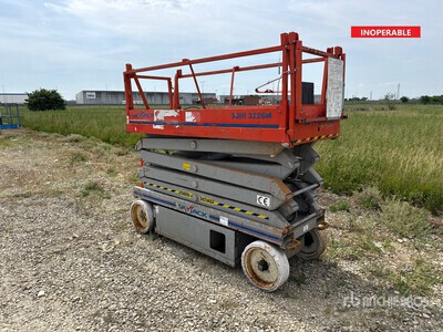2003 Skyjack 3226M Scissor Lift (Inoperable)