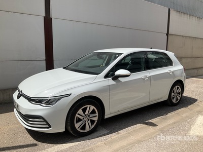 Volkswagen Golf Auto