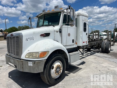 2007 Peterbilt 335 4x2 Sleeper Cab and Chassis