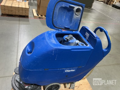 Clarke Focus II L20 Floor Scrubber