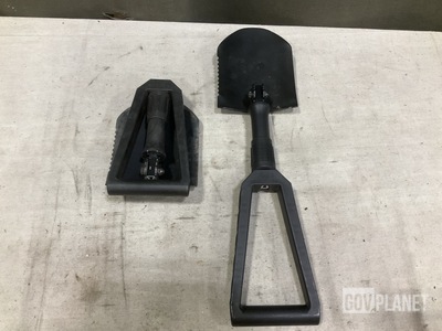 (40) Entrenching Tools