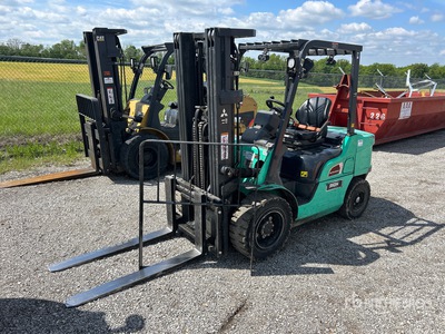 2025 Mitsubishi FD30N5 5500 lb Pneumatic Tire Forklift
