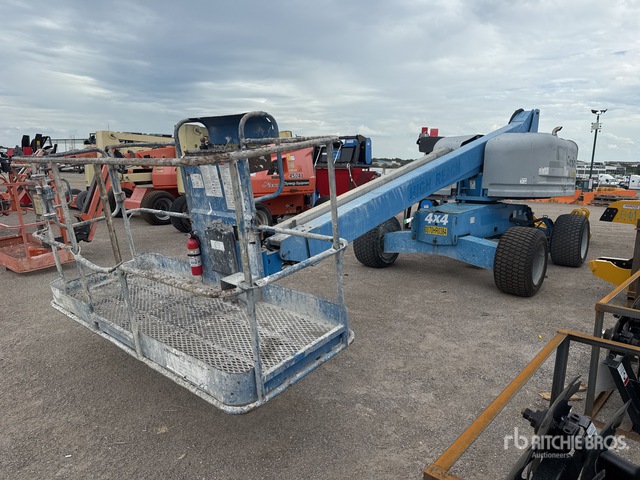 2015 Genie S40 4WD Diesel Telescopic Boom Lift