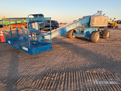 2015 Genie S40 4WD Diesel Telescopic Boom Lift