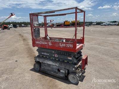 2016 Skyjack SJIII-3219 Electric Scissor Lift