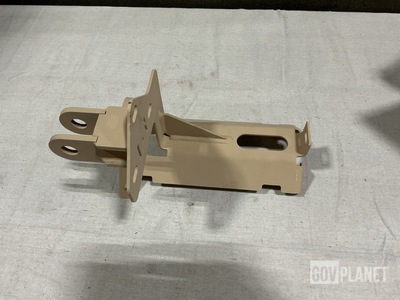 (32) Oshkosh 3896492 Vehicular Components Brackets
