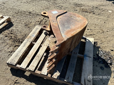 19 in Digging Excavator Bucket