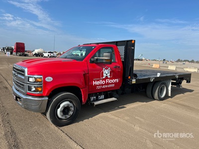 2020 Chevrolet Silverado 6500HD 4x2 Flatbed Truck