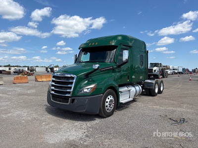 2020 Freightliner Cascadia 126 6x4 T/A Sleeper Truck Tractor