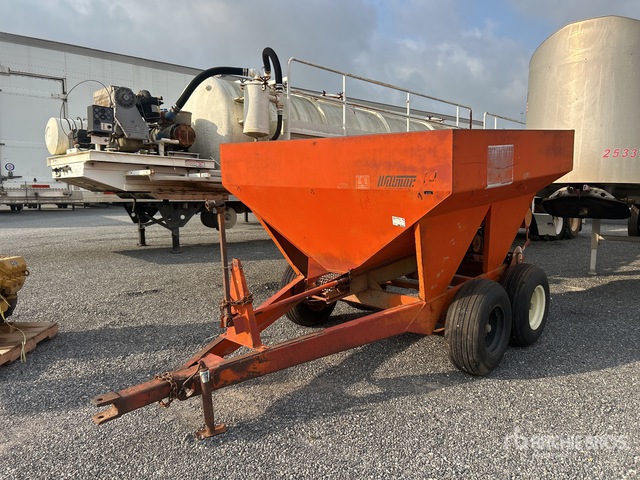 Willmar T/A Fertilizer Spreader