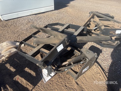 2026 ARTEER RPT-42L 42 in Rotating Hydraulic Forche per mini pala (Unused)