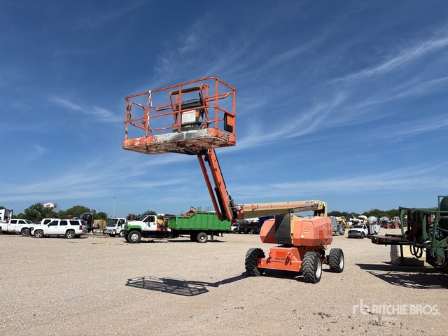 2017 JLG 800 AJ 4WD Diesel Articulating Boom Lift