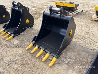 2026 Dynamic 80 30 in Digging Excavator Bucket (Unused)