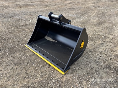 2026 Dynamic 48 in Cleanup Excavator Bucket (Unused)