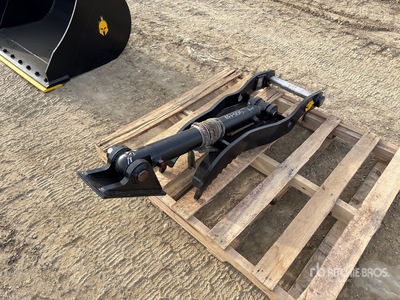 2026 Dynamic 120 47 in Hydraulic Excavator Thumb (Unused)