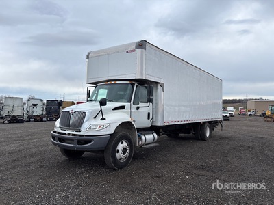 2019 International DuraStar 4300 4x2 Van Truck