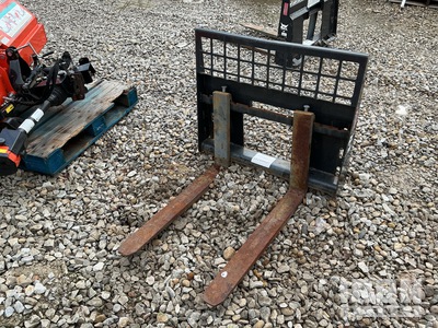 36 in Fourches pour Skid Steer - Fits Bobcat S70