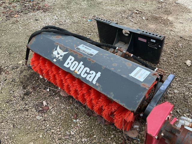 Bobcat 48 in Broom Attachment Bobcat 48 in Broom Attachment