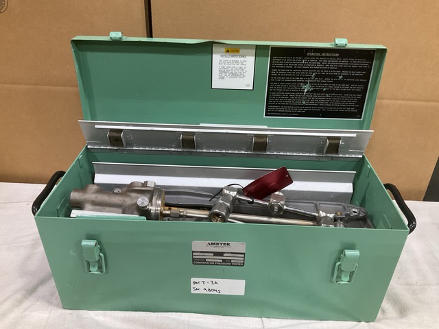 Ametek T-3A Comparator Pressure Tester