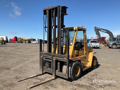 Cat V150 15000 lb Pneumatic Tire Forklift