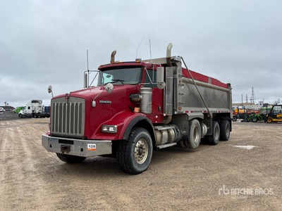 2012 Kenworth T800 8x4 Tri/A Dump Truck