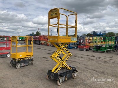 2010 Boss X2 Electric Scissor Lift