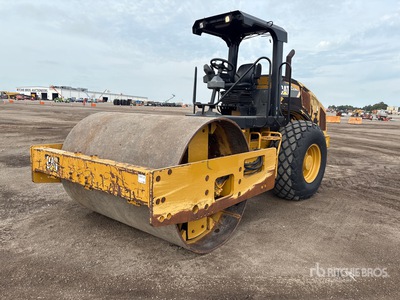 2015 Cat CS56B Rodillo compactador