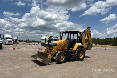 2022 Cat 415 4x4 Backhoe Loader