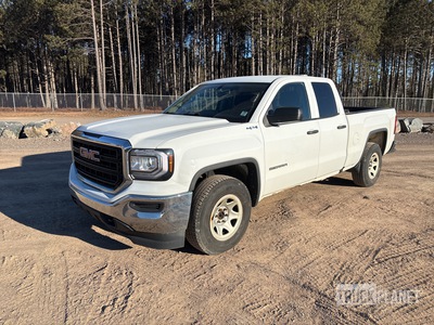 2019 GMC Sierra 1500 4x4 Extended Cab Pickup