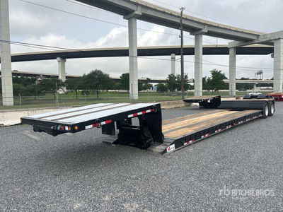 2012 XL Specialized T/A Single Drop Removable Gooseneck Lowboy Trailer