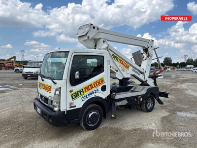 2018 Palfinger P 240 A on 2018 Nissan Cabstar 35.13 شاحنة منصة مرفوعة (Inoperable)