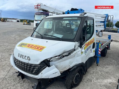 Socage on 2021 Iveco Daily Camión con Cesta Elevadora (Inoperable)