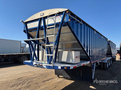 2023 Lode King 28 ft Super B-Train Lead Belly Grain Trailer