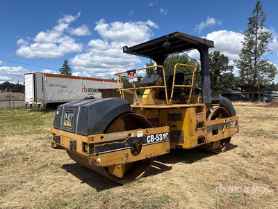 2002 Cat CB-534C Compacteur  double bille