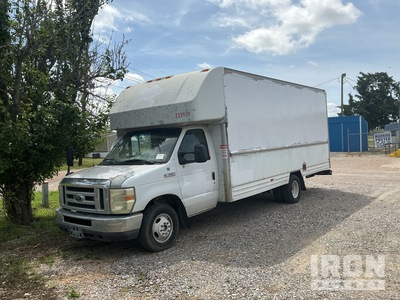 2008 Ford E-350 Cutaway Cargo Van