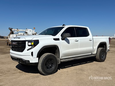 2023 GMC Sierra 1500 4x4 Crew Cab بيك اب