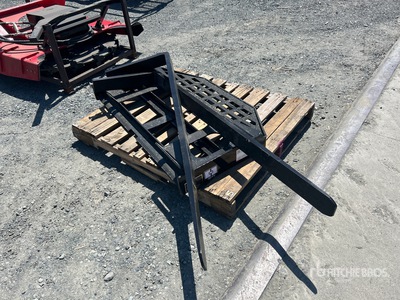 2026 GIYI GY-DHC 59 in Skid Steer Forks (Unused)