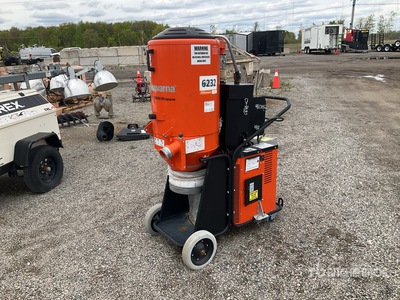 2022 Husqvarna T8600 Dust Extractor