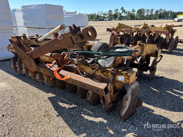 2003 Rome AH-240 13 ft Offset Vertical Disc