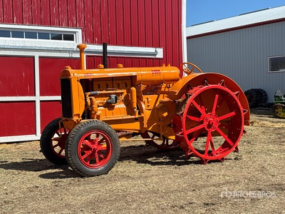 Minneapolis Moline Waterloo 2WD Wide Front Trattore agricolo d'epoca