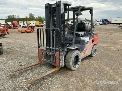 2023 Toyota 40-8FGU30 4900 lb Pneumatic Tire Forklift
