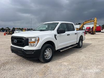 2022 Ford F-150 XL 4x4 Crew Cab بيك اب