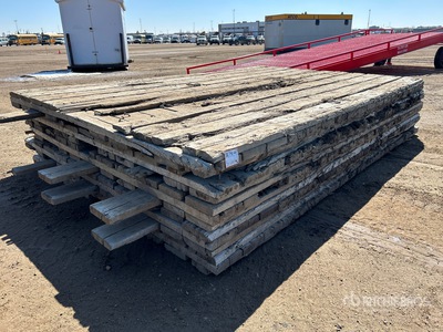 Quantity of (5) 8 Ft x 12 Ft Oak Access سطح