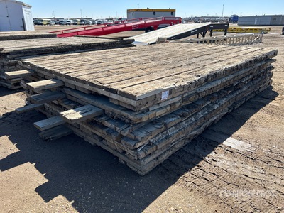 Quantity of (5) 8 Ft x 12 Ft Oak Access سطح