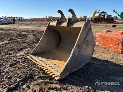 70 in Cleanup Excavator Bucket - Fits Cat 336EL