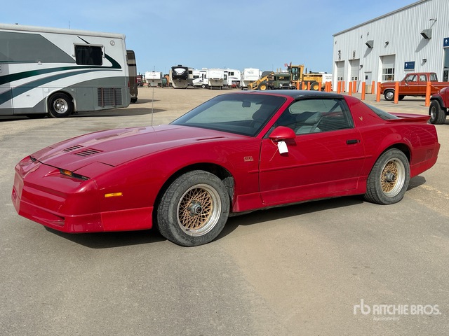 1G2FW21F9JL230874 Pontiac Firebird Trans Am Photo 1