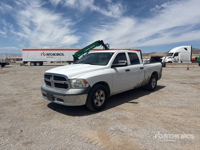 2015 Ram 1500 4x2 Crew Cab Pickup