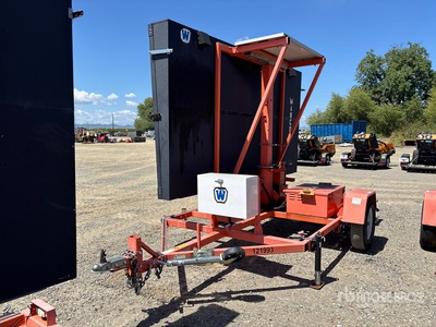 2015 Wanco WTLMB Solar Message Board
