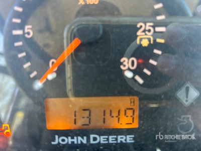 2013 John Deere 3520 4WD tractor utilitario